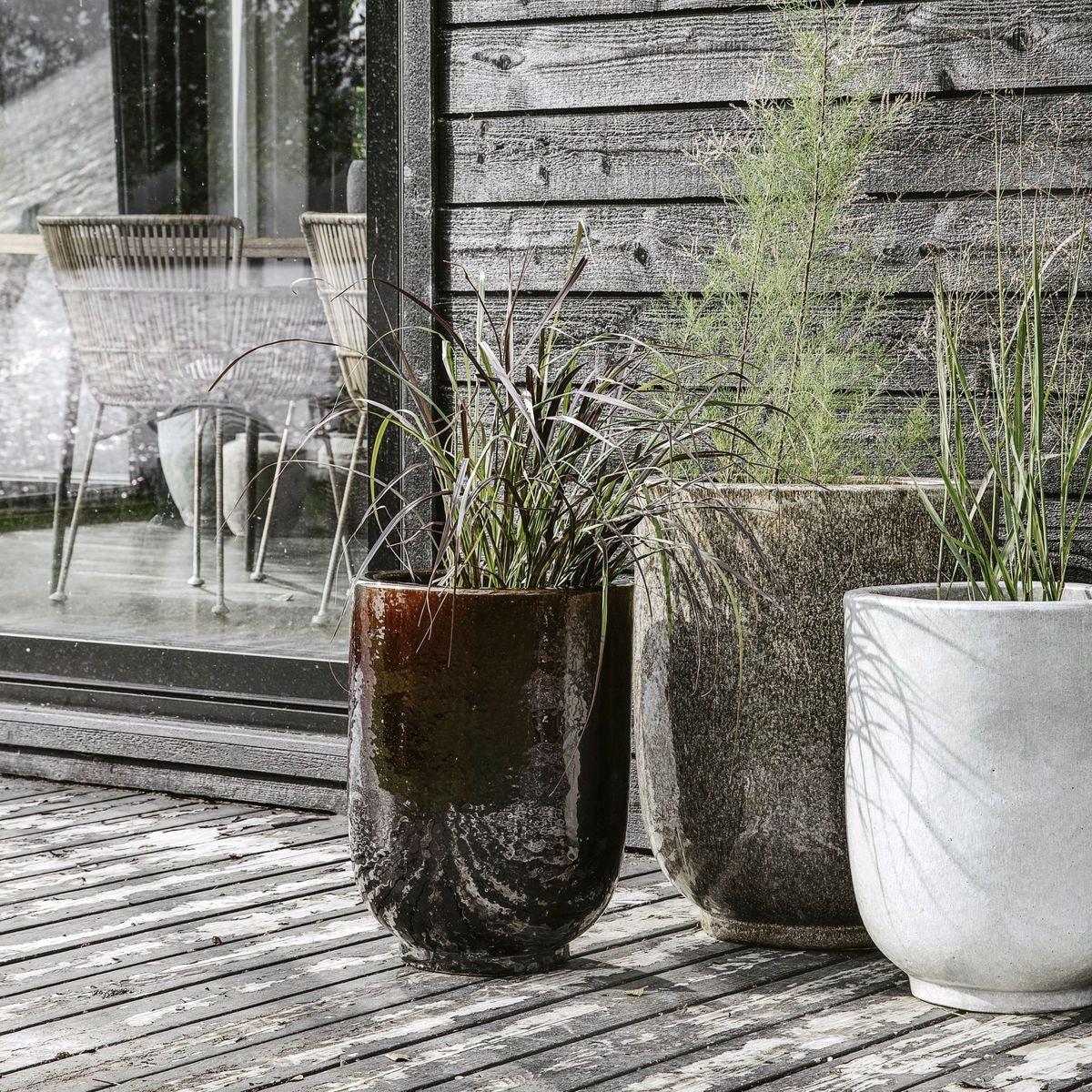 Love, love, love! Our brown glazed planters ♥
