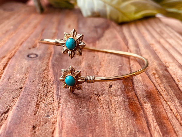 Turquoise Flower Boho Brass Bracelet /  Adjustable / Gold Bangle / Ethnic / Rustic / Bohemian / Hippie / Gypsy / Psy / Bohemian Jewelery