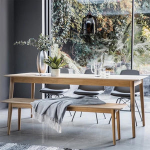 Oak Extendable Dining Table.