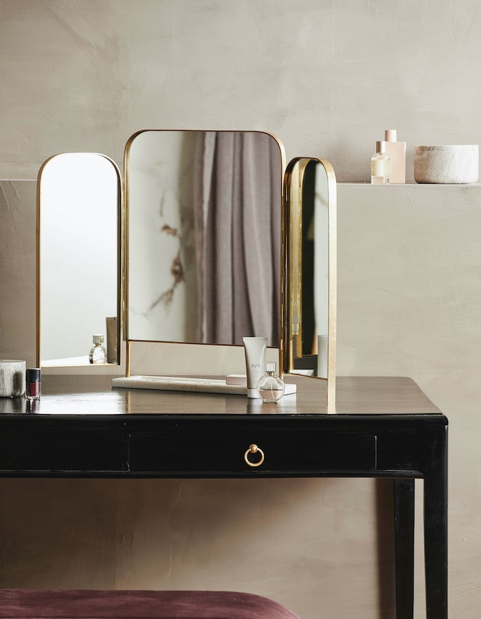 table dressing mirror Newly Designed Smart Mirror Dressing Table With Drawers And Storage Ca