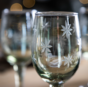 Green Star Etched Wine Glass