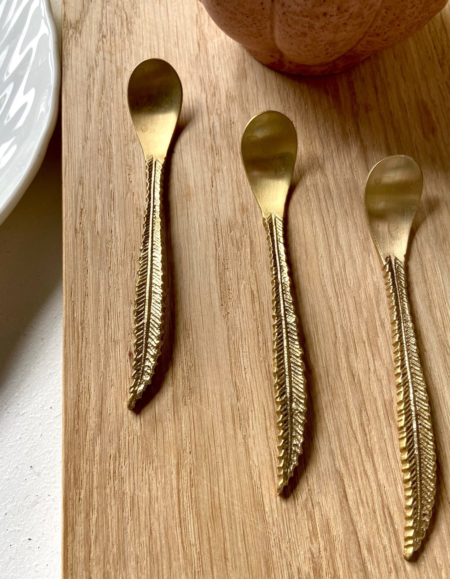 Feather Spoon Ruler Set Of Three Gold Feather Spoons - The Forest & Co.